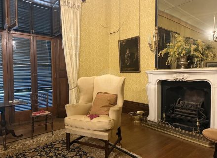 MACMILLAN HOLUSE DARLING POINT - UPSTAIRS LIVING ROOM17