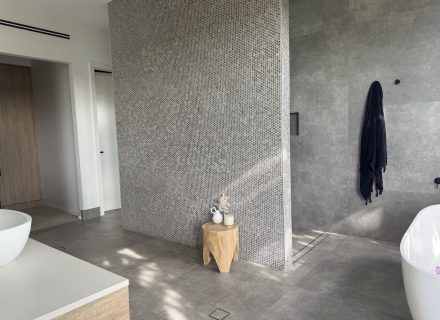 MASTER ENSUITE 3