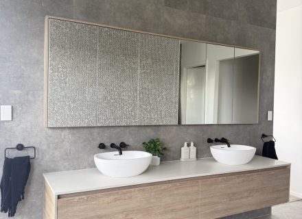 MASTER ENSUITE 7