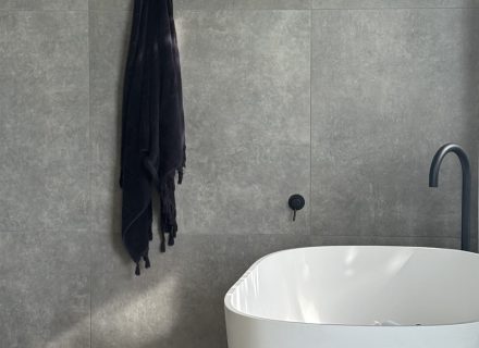 MASTER ENSUITE