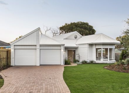 facade driveway garage