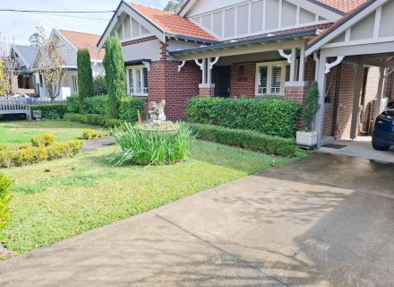 facade driveway garage