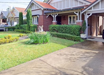 facade driveway garage