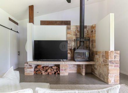 Mayde House, Carool-10