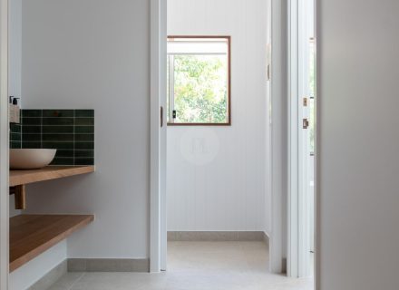 Mayde House, Carool-19