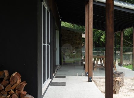 Mayde House, Carool-5