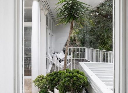 Mid-Century Modern, Avalon 54