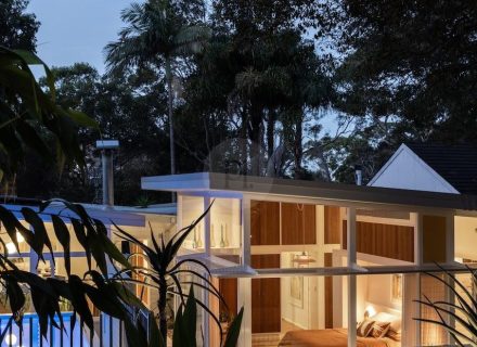 Mid-Century Modern, Avalon 82