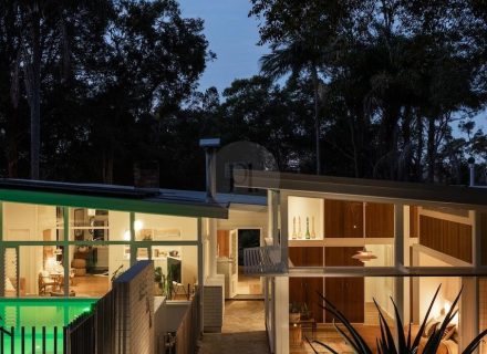 Mid-Century Modern, Avalon 84