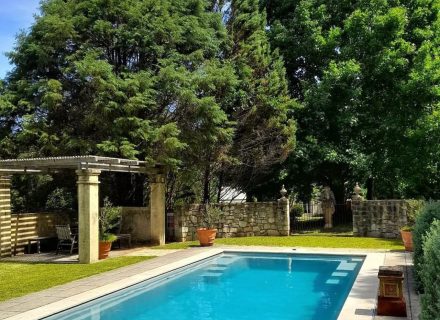 Les Beaux, Bangalow37