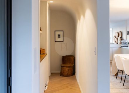 Morelo, Curl Curl-10