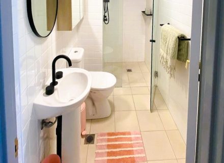 Motif, Chippendale - 6