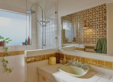 Nonna Rosso, Coburb-58