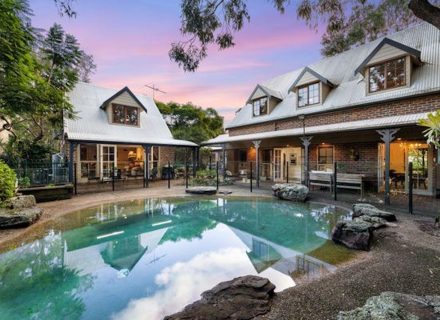 pool outdoor area