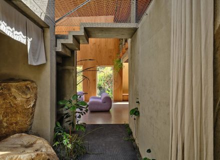 On the Rocks, Rye 18