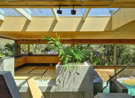 On the Rocks, Rye 19