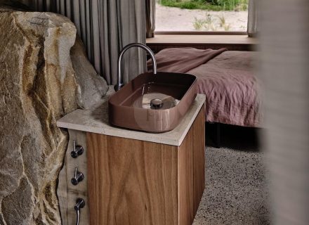 On the Rocks, Rye 38