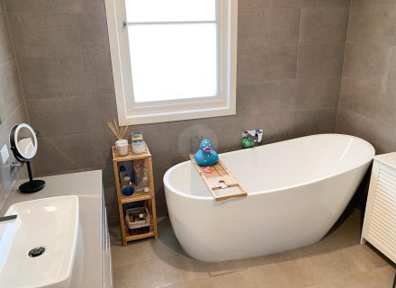 Ora Blu, Flinders-14