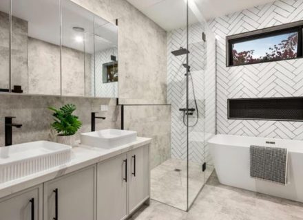 Ottowa, Hampton East-1