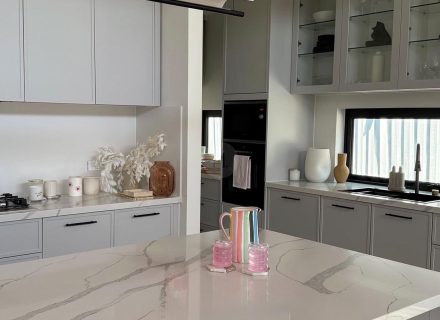 Ottowa, Hampton East-19