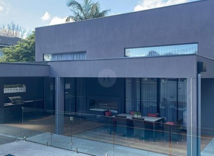 Ottowa, Hampton East-26