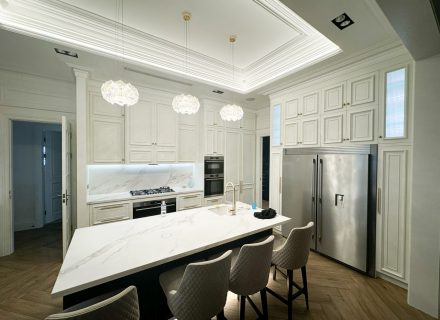 Palatial House, Bella Vista-37