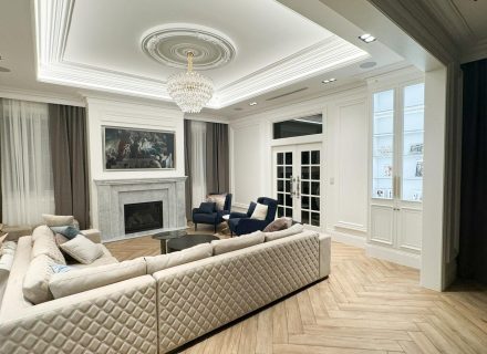 Palatial House, Bella Vista-52