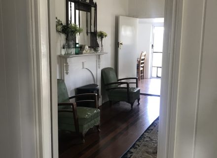 Parlour-with-antique-mirror-mantel.jpg