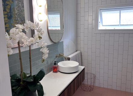 Pedestals, Bulimba-44