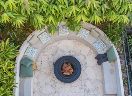 Pedestals, Bulimba-5