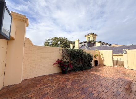 Queens Gambit, Randwick_14