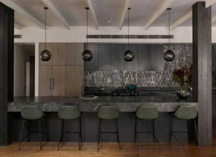 Ravenhold, Eumundi-15