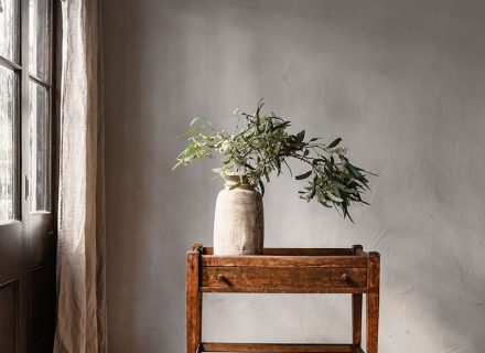 Runaway Studio, Elanora 15