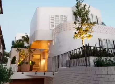 facade driveway garage