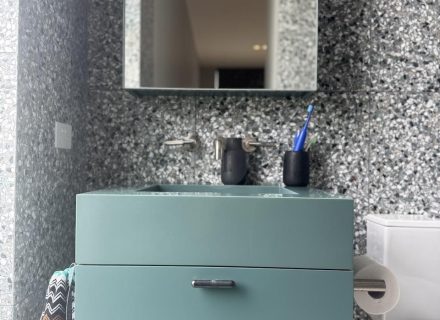 STORM FRONT CHIDRENS BEDROOMS AND BATHROOM19