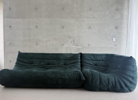 STORM FRONT RUMPS ROOM UPSTAIRS5