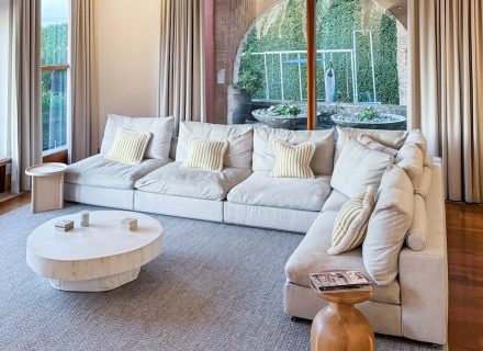 Sahara Rose, Palm Beach 30