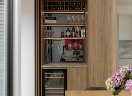 Saint Denis, Williamstown-10