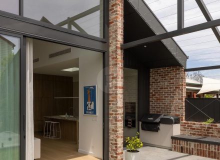 Saint Denis, Williamstown-20