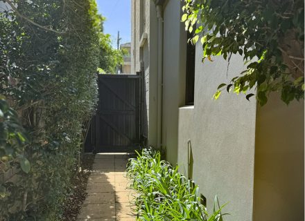 Silk Cottage, Bronte-09