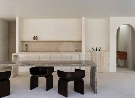 Skylark, Blakehurst 11