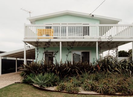 facade established garden