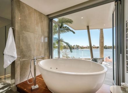 Stillwater Manor, Noosavill19