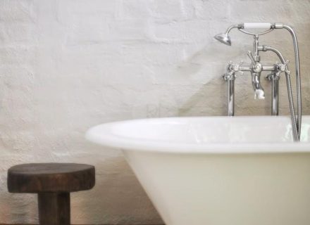 Stone Terrace, Maclean-13