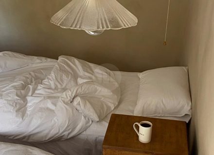 Stone Terrace, Maclean-50