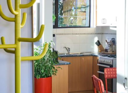 Super-Graphic APT., Collingwood-16