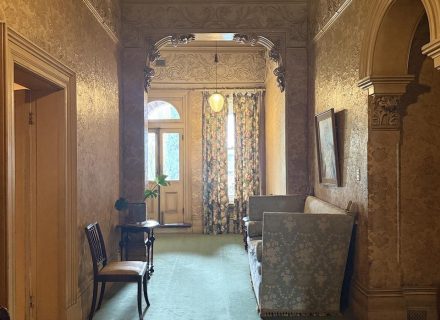 THE MANSION, ELSTERNWICK19