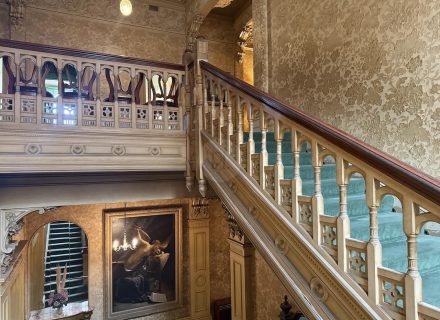 THE MANSION, ELSTERNWICK47
