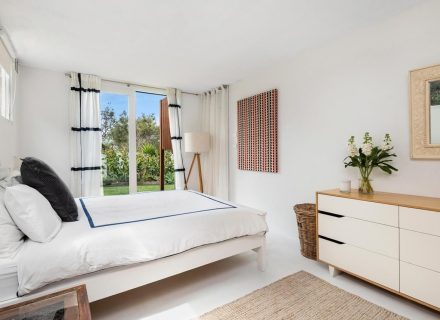 Takai, Palm Beach 24