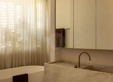 Tempo, Caulfield North 13